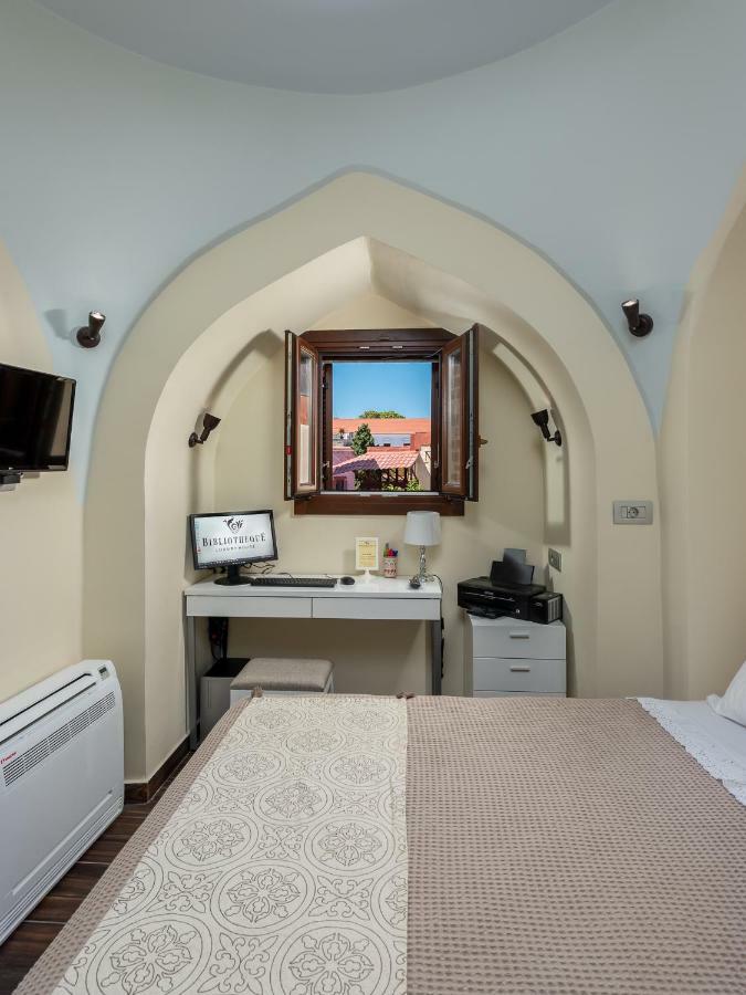 Apartment Bibliotheque Rhodes City